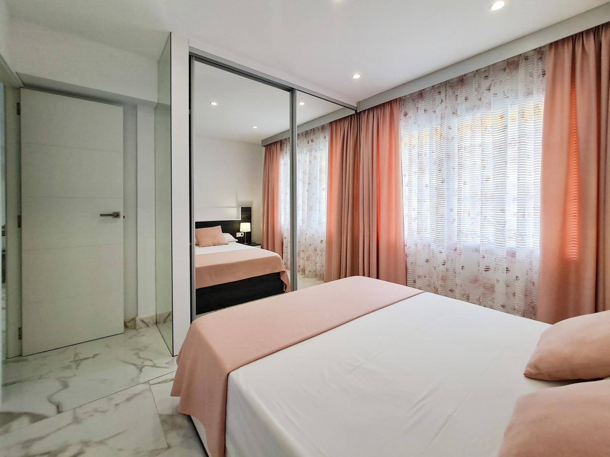 Apartamento Edificio Astoria Benidorm Ngoại thất bức ảnh
