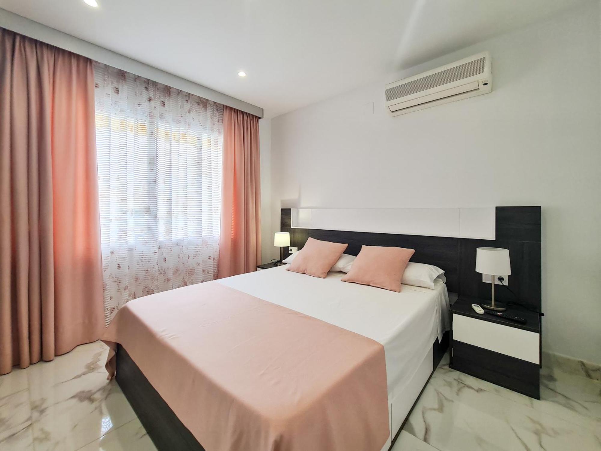 Apartamento Edificio Astoria Benidorm Ngoại thất bức ảnh
