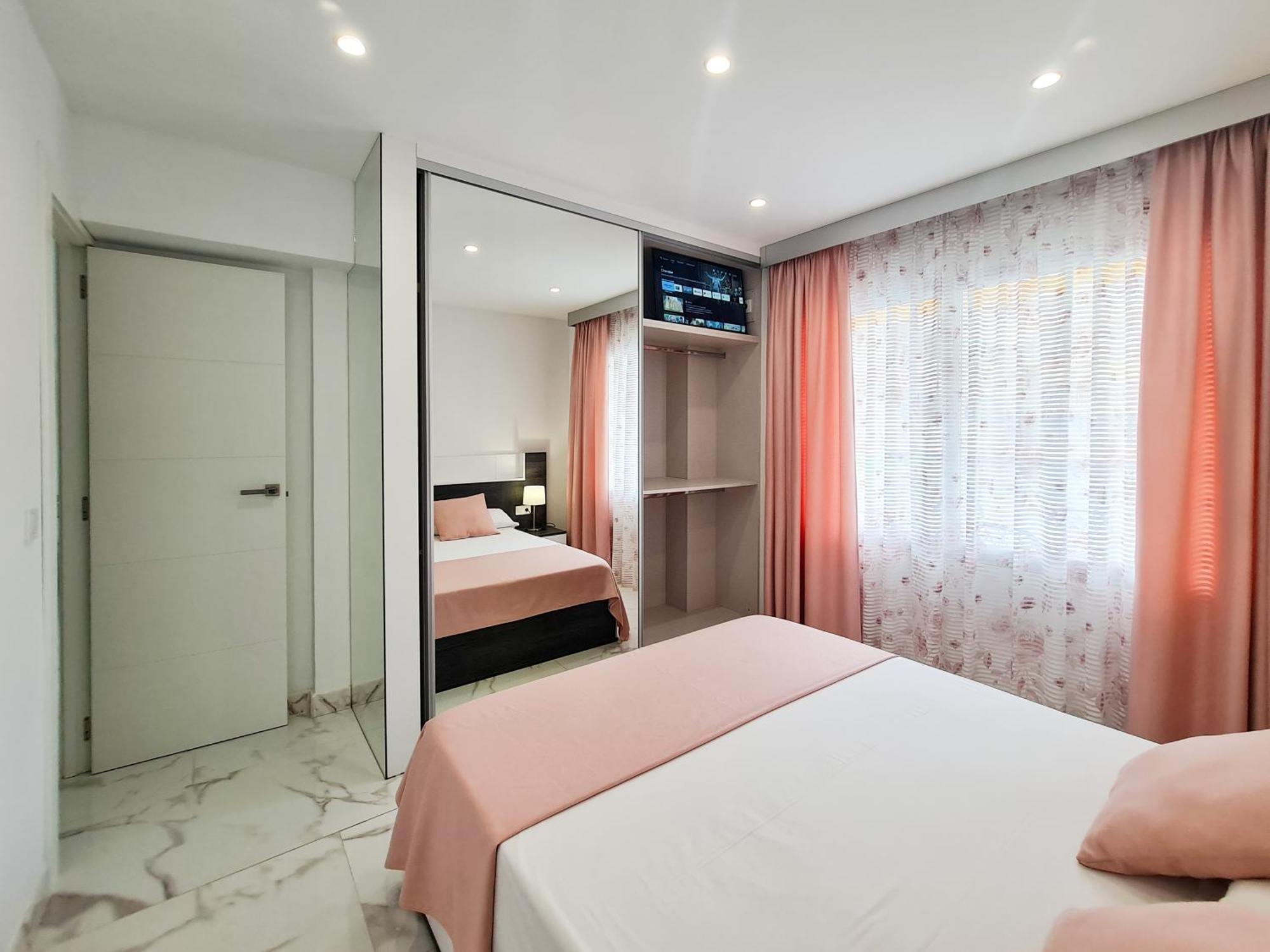 Apartamento Edificio Astoria Benidorm Ngoại thất bức ảnh
