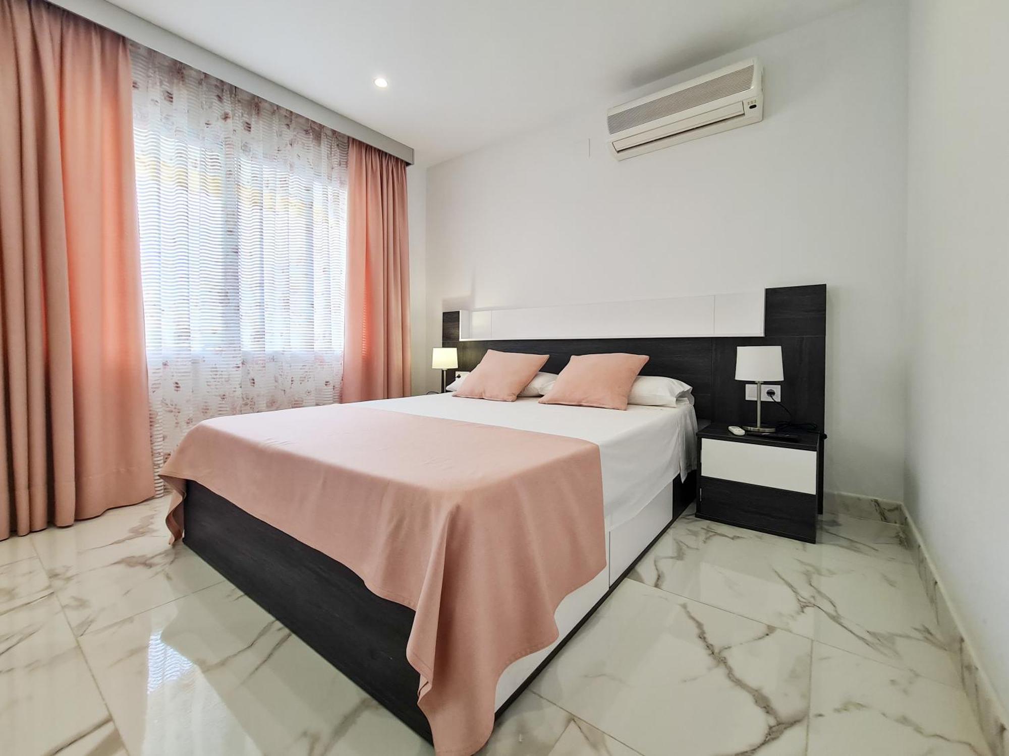 Apartamento Edificio Astoria Benidorm Ngoại thất bức ảnh