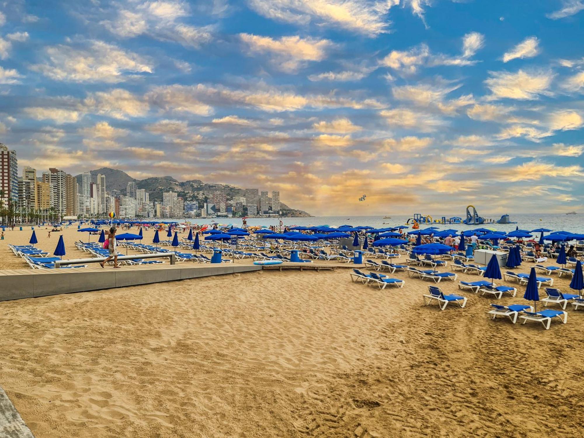 Apartamento Edificio Astoria Benidorm Ngoại thất bức ảnh