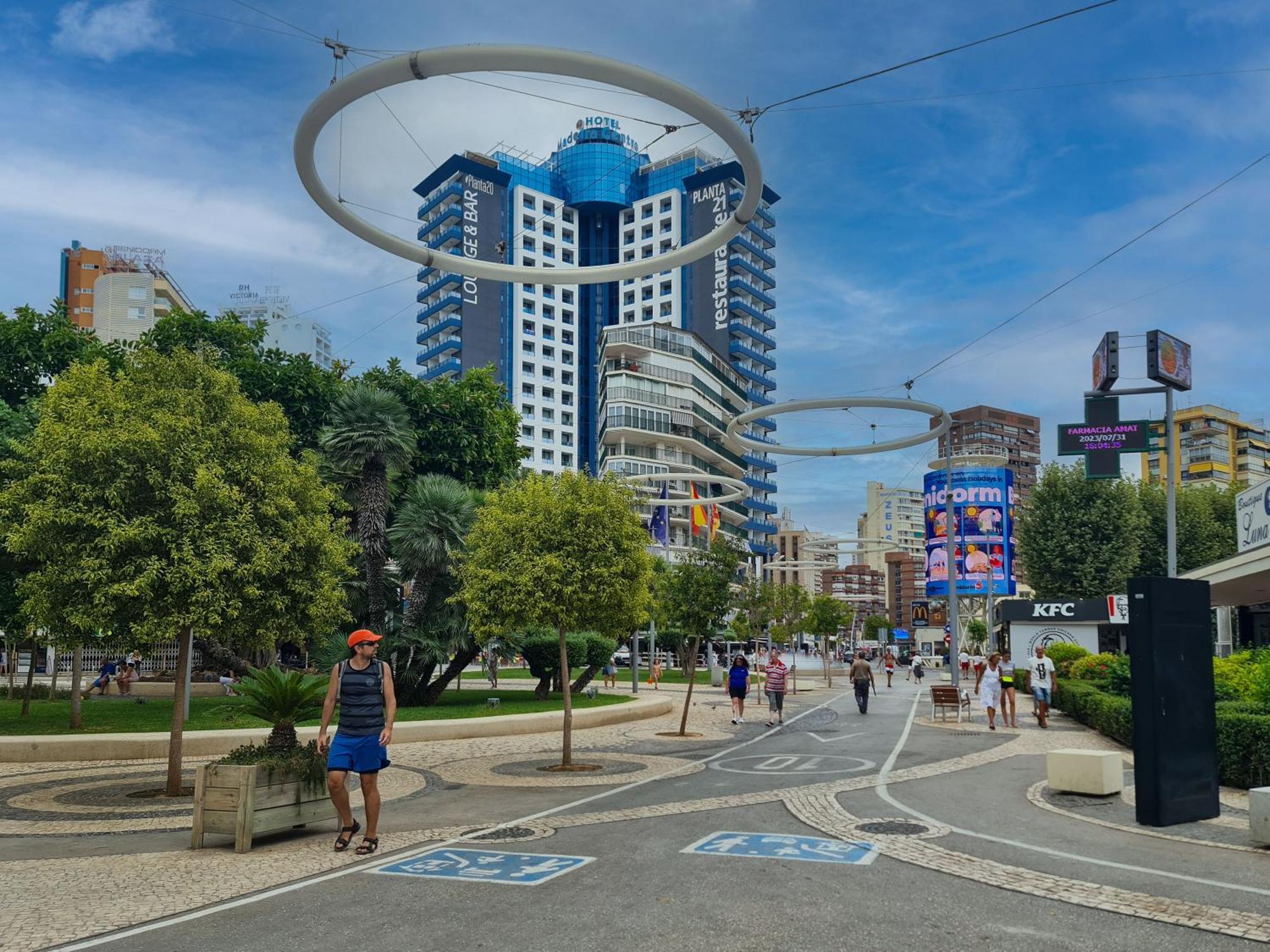 Apartamento Edificio Astoria Benidorm Ngoại thất bức ảnh