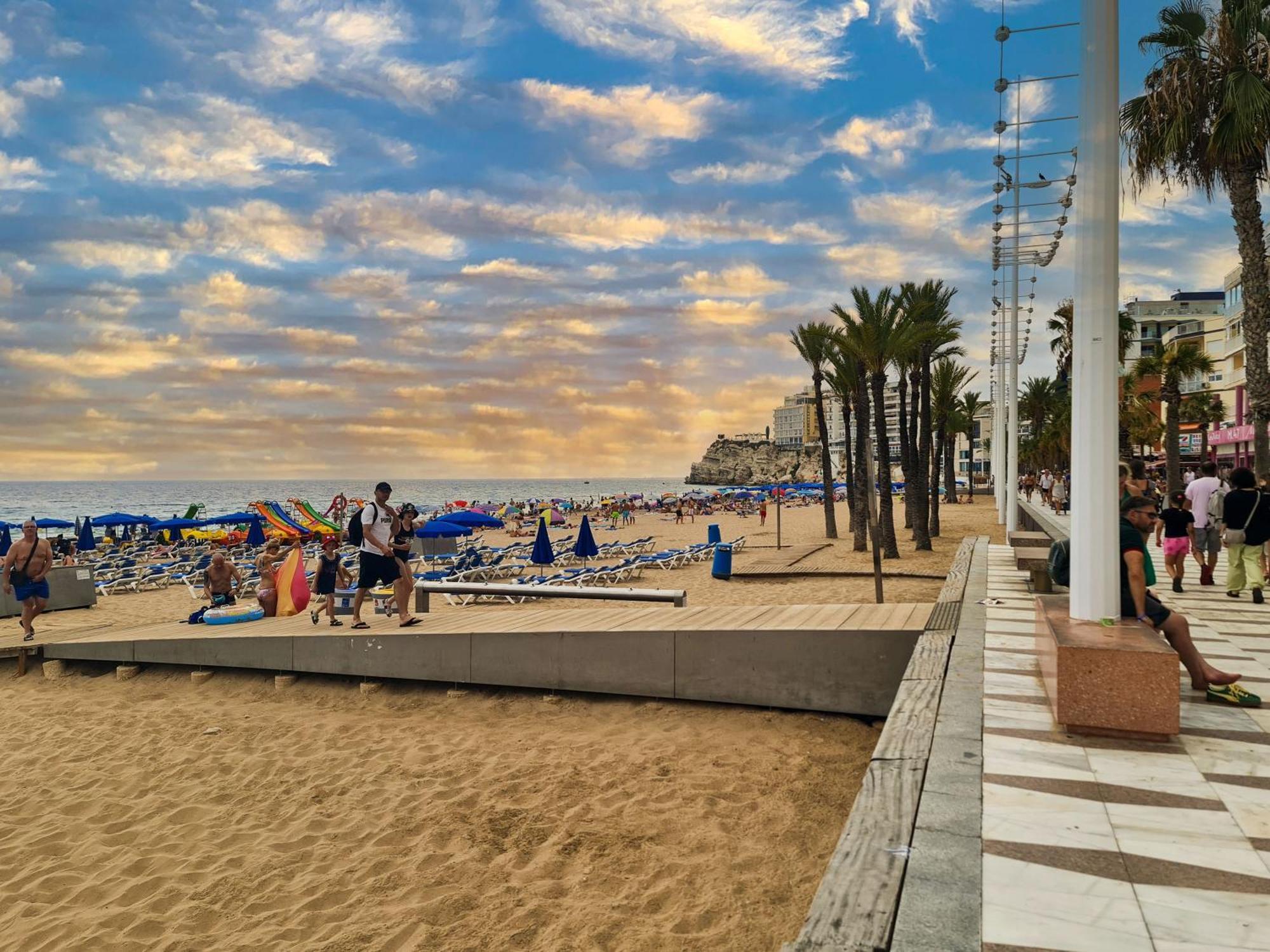 Apartamento Edificio Astoria Benidorm Ngoại thất bức ảnh